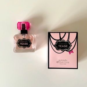 NWOT Noir ‘Tease’ perfume